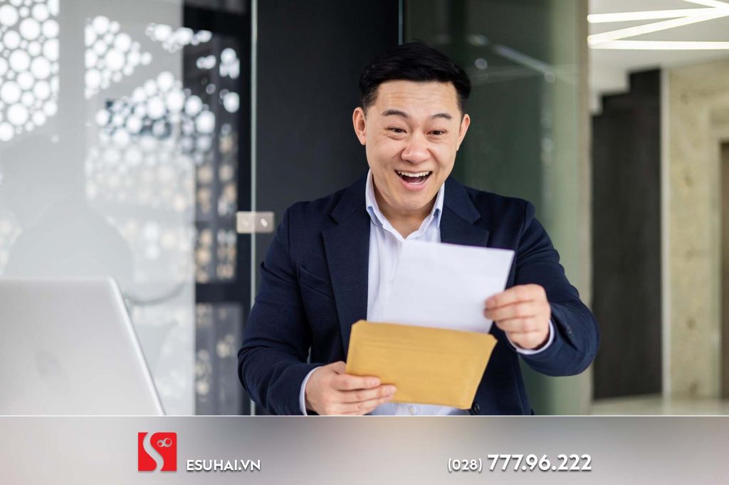 Cơ hội gia hạn hợp đồng cũng là một trong những giá trị bạn nên hỏi kỹ