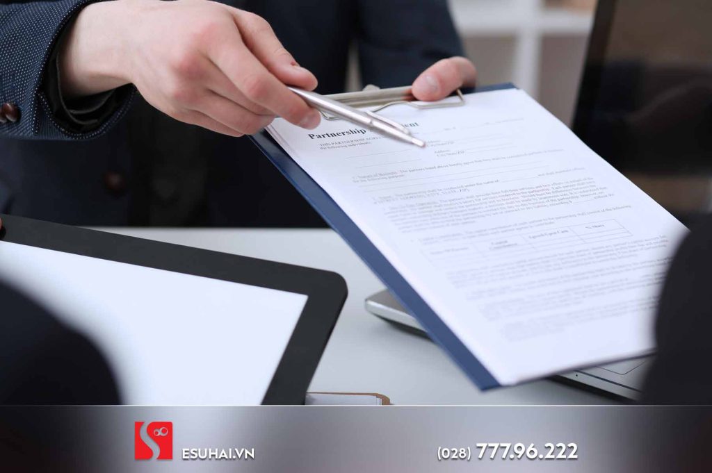 Bạn hãy ưu tiên sự ổn định về mặt pháp lý khi suy nghĩ về việc nên đi XKLĐ nước nào